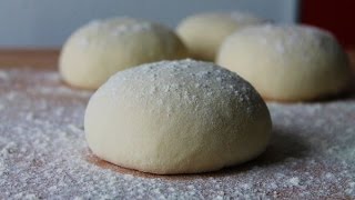 Italienischer Pizzateig Selber Machen Rezept  Italian Pizza Dough Recipe  ENG SUBS [upl. by Rubliw252]