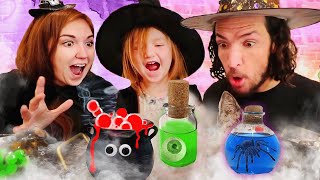 SPOOKY HALLOWEEN POTiONS and experiments Adley with MAGiC ROCKS and witch parents mystery [upl. by Kazim]