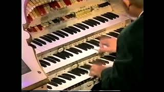 Organist goes Crazy The Worlds Fastest Organist [upl. by Lisabeth893]