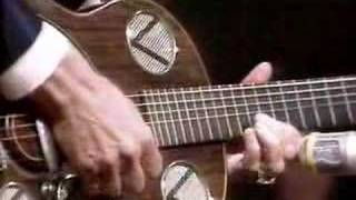 Chet Atkins performs quotHawaiian Wedding Songquot [upl. by Noam]