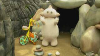 Makka Pakka Song  In The Night Garden [upl. by Yenohtna]