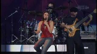 Laura Pausini Inolvidable en vivo  World tour 2001 2002 [upl. by Nohsad]