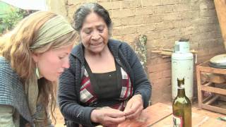 Como Preparar Tinturas Medicinales  How to Prepare Medicinal Tinctures  Mexico [upl. by Henry]