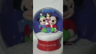 2005 Gemmy Disney Animated Waterless Snow Globe Mickey Minnie Mouse Christmas Carolers [upl. by Gianina295]