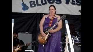 Joanna Connor  Video By Sodafixer  North Atlantic Blues fest 2014  Awesome Slide [upl. by Garrick]