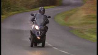 Bike test PIAGGIO MP3 LT [upl. by Barina326]